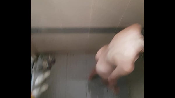 Vietnamese Bathing Clip